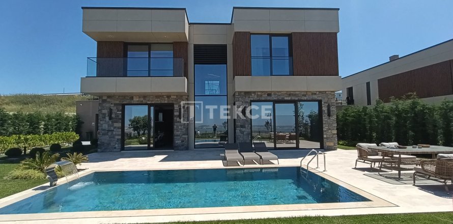Вилла 5+2 в Бююкчекмедже, Стамбул, Турция №226975