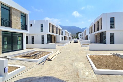 3+1 Lägenhet  i Dogankoy, Girne,  Nr. 214609 - 3