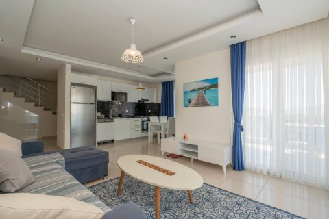 2+1 Apartment  in Alanya, Antalya, Turkey No. 216181
