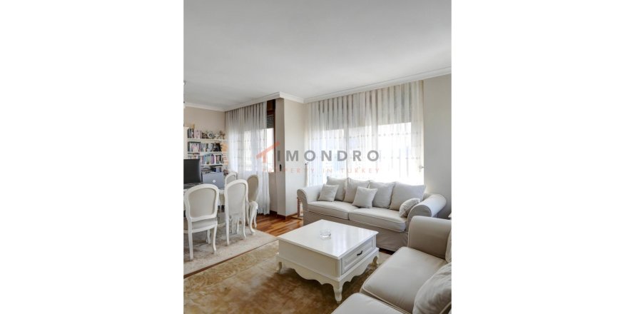 4+1 Lejlighed i Kadikoy, Istanbul, Tyrkiet Nr. 226880