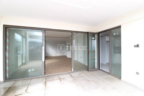 Apartment for sale in Mudanya, Bursa, Turkey, 5 bedrooms, 360m2, No. 219977 – photo 14