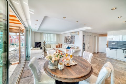 3+1 Leilighet  i Cikcilli, Antalya, Tyrkia Nr. 133731 - 2