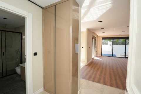 3+1 Villa  i Muratpasa, Antalya, Turkiet Nr. 212031 - 21