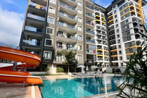 2+1 Apartment  in Mahmutlar, Antalya, Turkey No. 237663