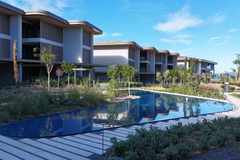 2+1 Apartment in Cesme, Izmir, Turkey No. 223282