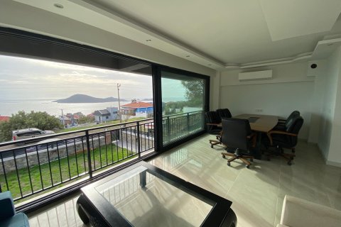 Продажа виллы  в Дикили, Измире, Турция 6 комн., 220м2, №223285 – фото 22