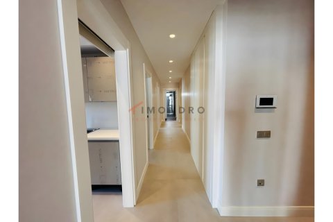 5+1 Wohnung  in Besiktas, Istanbul, Türkei Nr. 215315 - 7
