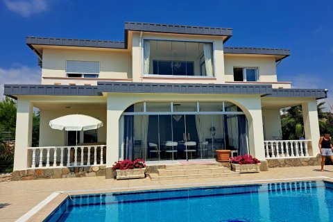 3+2 Villa  in Incekum, Antalya, Türkei Nr. 217598