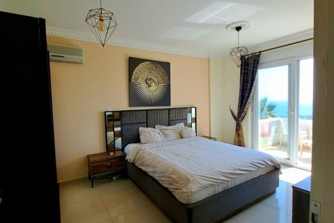 3+2 Villa  i Incekum, Antalya, Tyrkia Nr. 217598 - 9