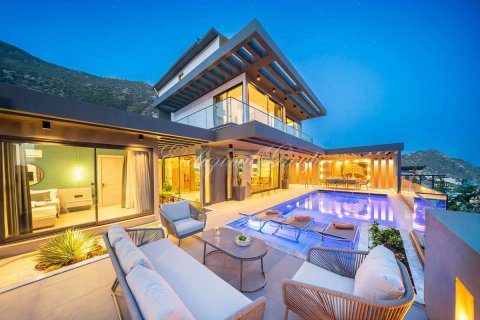 Villa  4+1  Kalkan, Antalya, Türkiye №215970