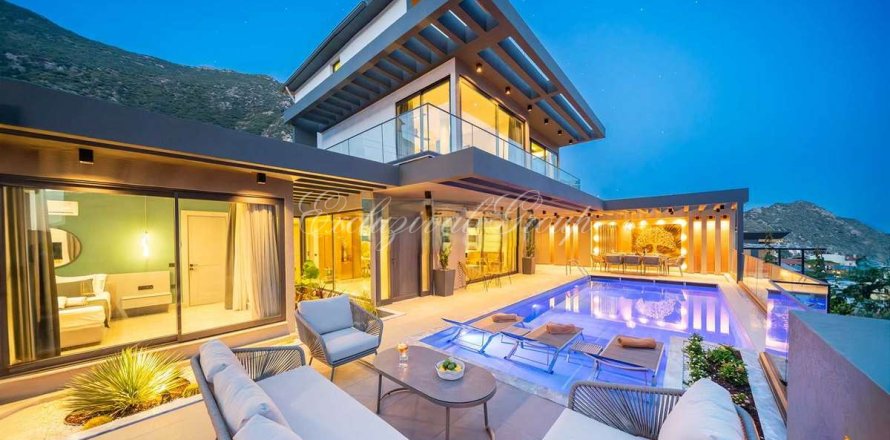 4+1 Villa in Kalkan, Antalya, Türkei Nr. 215970