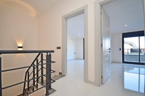 2+1 Leilighet  i Alanya, Antalya, Tyrkia Nr. 216496 - 11