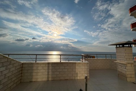Leilighet  i Mahmutlar, Antalya, Tyrkia Nr. 217273