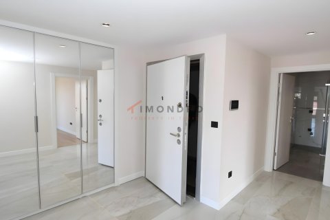 Apartment for sale in Üsküdar, Istanbul, Turkey, 5 bedrooms, 233m2, No. 217264 – photo 28