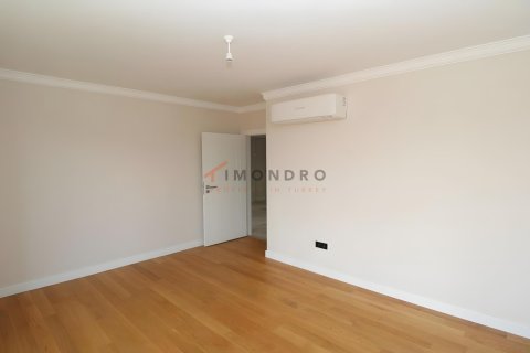 Apartment for sale in Üsküdar, Istanbul, Turkey, 5 bedrooms, 233m2, No. 217264 – photo 24