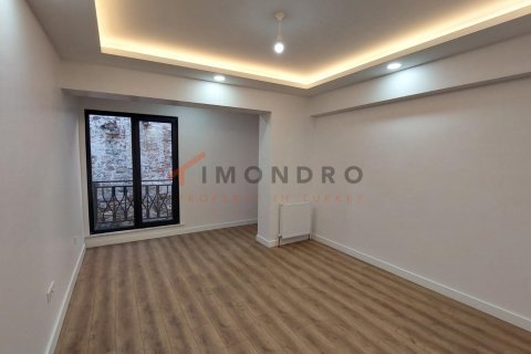 آپارتمان در Beyoglu،  Istanbul ، ترکیه 2 خوابه ، 105 متر مربع.  شماره 225677 - 4