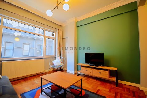 آپارتمان در Beyoglu،  Istanbul ، ترکیه 2 خوابه ، 85 متر مربع.  شماره 223392