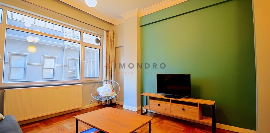 2+1 Leilighet i Beyoglu, Istanbul, Tyrkia Nr. 223392
