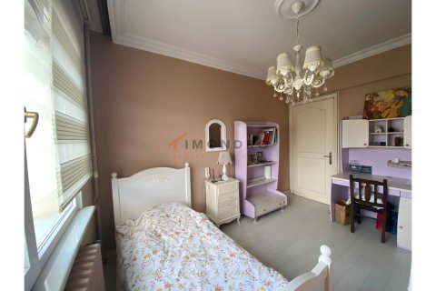 Apartment for sale  in Besiktas, Istanbul, Turkey, 3 bedrooms, 145m2, No. 223390 – photo 13