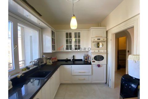 Apartment for sale  in Besiktas, Istanbul, Turkey, 3 bedrooms, 145m2, No. 223390 – photo 6