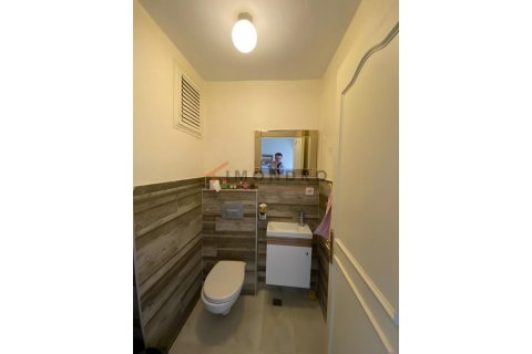 Apartment for sale  in Besiktas, Istanbul, Turkey, 3 bedrooms, 145m2, No. 223390 – photo 9