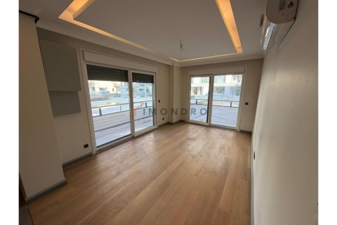Daire  2+1  Kadıköy, İstanbul, Türkiye №223394