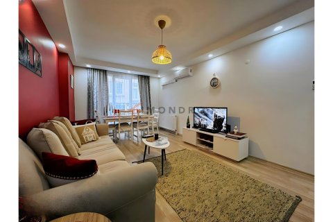 2+1 Apartment in Sisli, Istanbul, Turkey No. 223391