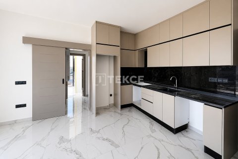 3+1 Leilighet i Famagusta, Nr. 215070 - 8