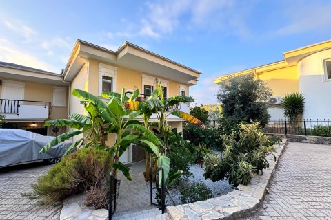 Продажа квартиры в Аланье, Анталье, Турция 3+1, 200м2, №216833 – фото 2