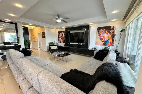 3+1 Lejlighed  i Alanya, Antalya, Tyrkiet Nr. 216833