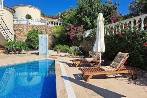Villa  3+1  Antalya, Türkiye №222833