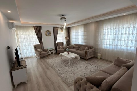 2+1 Lejlighed i Mahmutlar, Antalya, Tyrkiet Nr. 228865