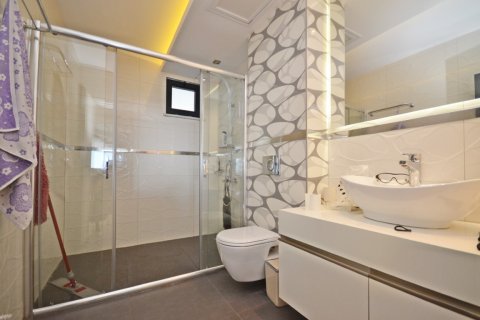 3+1 Leilighet  i Alanya, Antalya, Tyrkia Nr. 216491 - 9