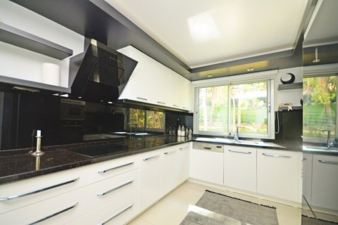 2+1 Lägenhet i Alanya, Antalya, Turkiet Nr. 216492 - 8
