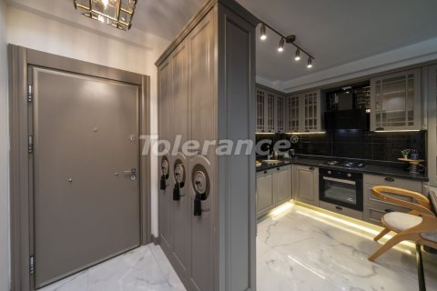Продажа квартиры  в Мерсине, Турция 1+1, 63м2, №227759 – фото 4