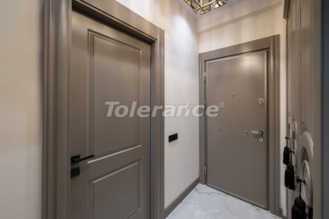 Продажа квартиры  в Мерсине, Турция 1+1, 63м2, №227759 – фото 2