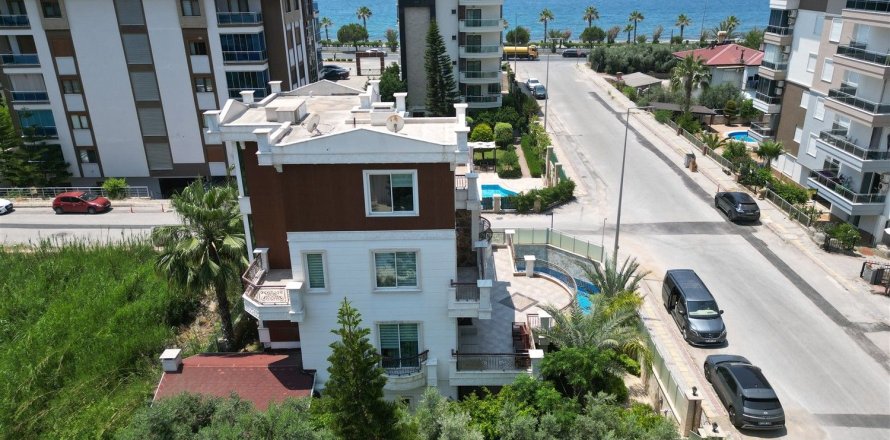 7+2 Villa i Kestel, Antalya, Turkiet Nr. 227076