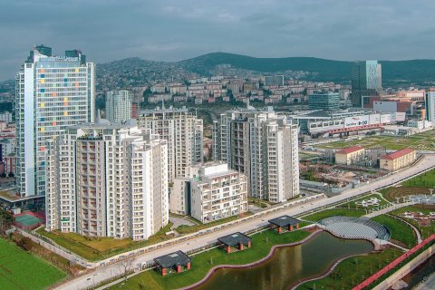 2+1 Lejlighed  i Istanbul, Tyrkiet Nr. 228600