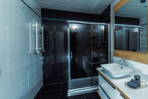 Apartment for sale in Istanbul, Turkey, 1 bedroom, 80m2, No. 228601 – photo 15