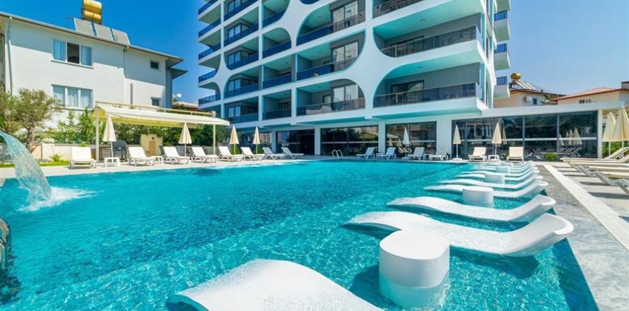 1+1 Apartment  in Mahmutlar, Antalya, Turkey No. 219216
