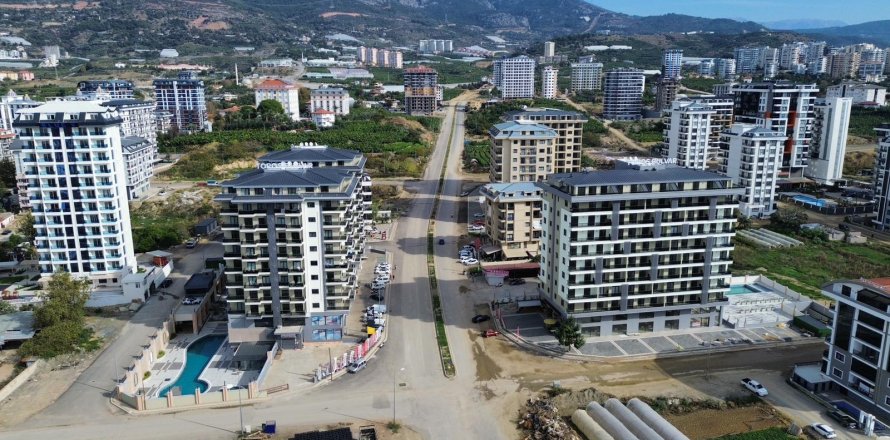 1+1 Apartment  in Mahmutlar, Antalya, Turkey No. 219881