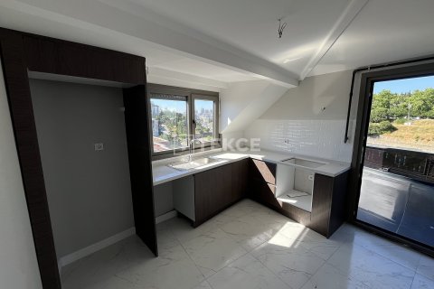 Daire 3+1 İstanbul, Türkiye №226701 - 13