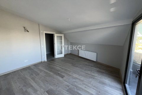 Daire 3+1 İstanbul, Türkiye №226701 - 12