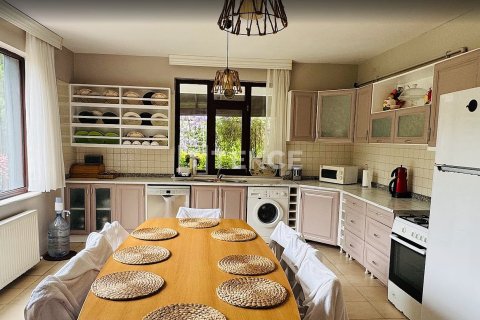 Продажа отеля  в Бейкозе, Стамбуле, Турция, 500м2, №226703 – фото 11