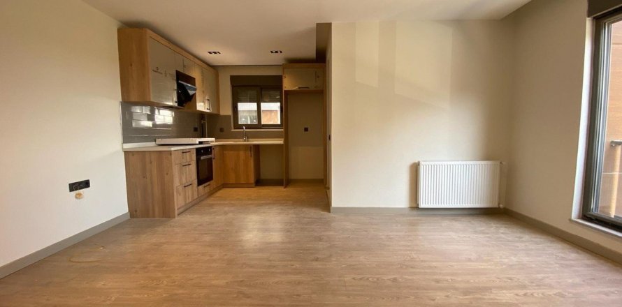 2+1 Apartment  in Konyaalti, Antalya, Turkey No. 211694