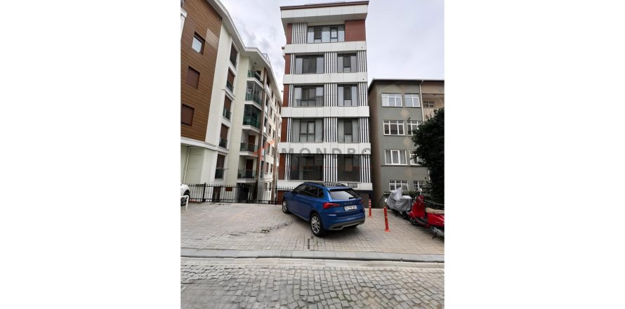 آپارتمان در Besiktas، Istanbul ، ترکیه 2 خوابه ، 70 متر مربع. شماره 215814