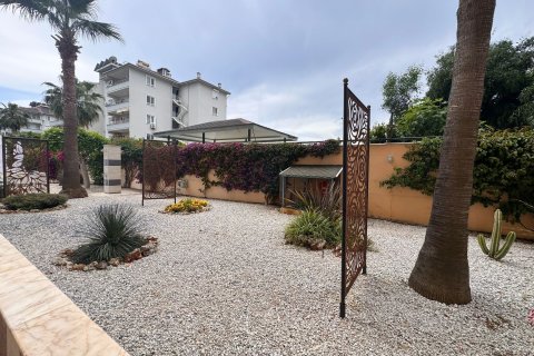 2+1 Wohnung  in Mahmutlar, Antalya, Türkei Nr. 228411 - 28