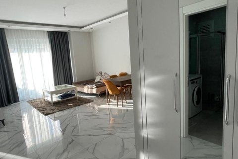 1+1 Apartment  in Mahmutlar, Antalya, Turkey No. 216336