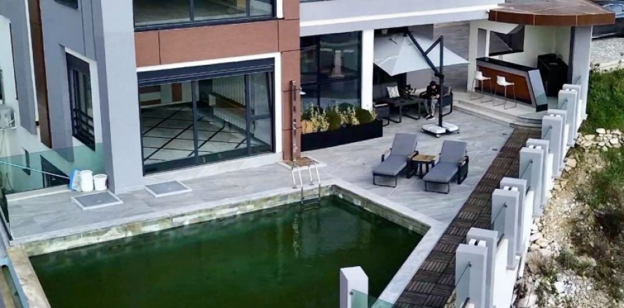 3+0 Villa  in Kargicak, Alanya, Antalya, Turkey No. 224879