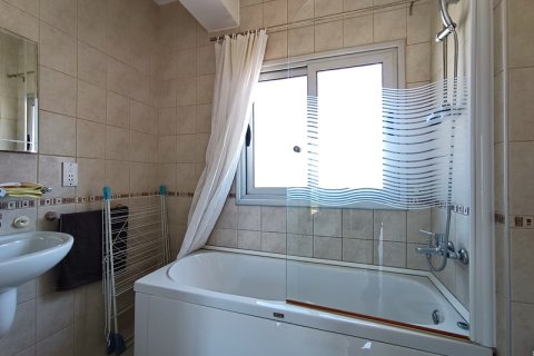 Продажа квартиры  в Гирне, Северный Кипр 2+1, 75м2, №211836 – фото 12